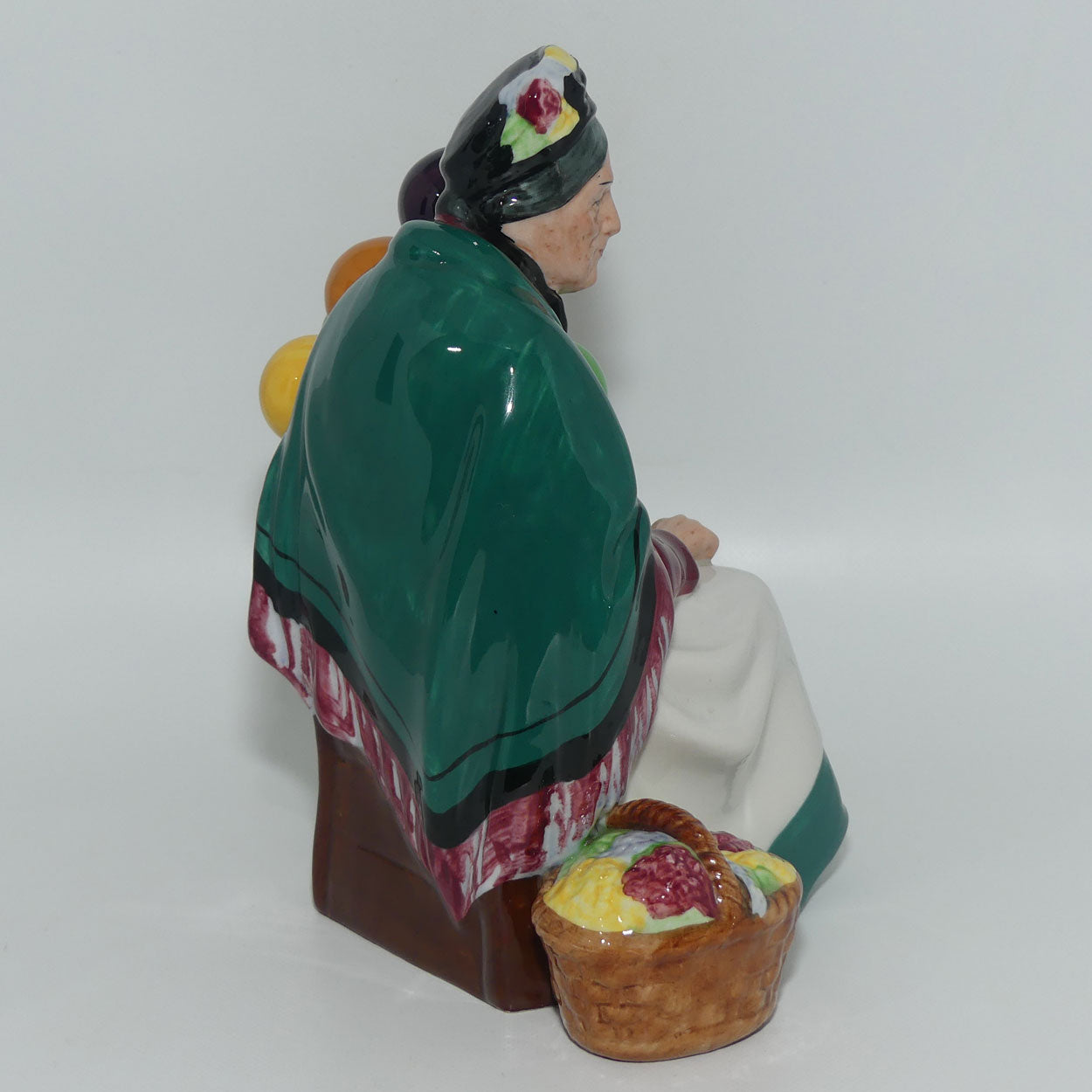 HN1315 Royal Doulton figure The Old Balloon Seller | #1