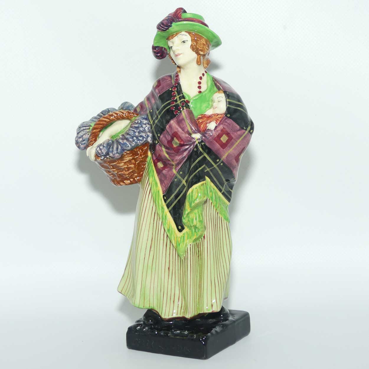 HN1373 Royal Doulton figure Sweet Lavender