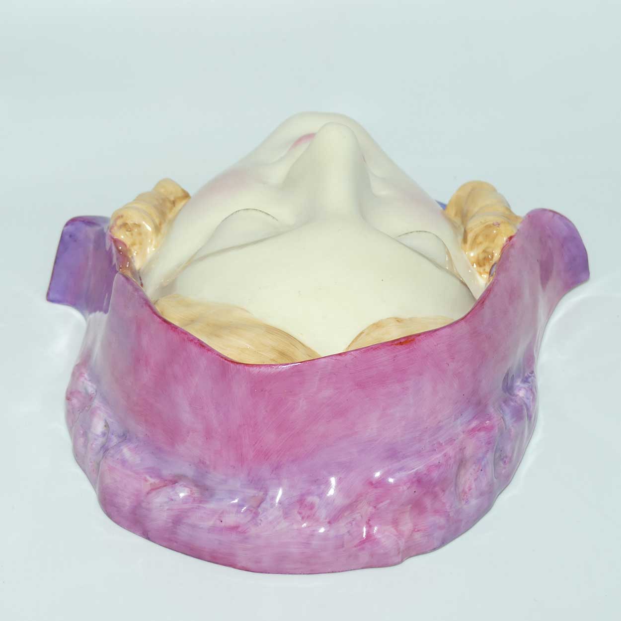 HN1590 Royal Doulton Sweet Anne Wall Mask