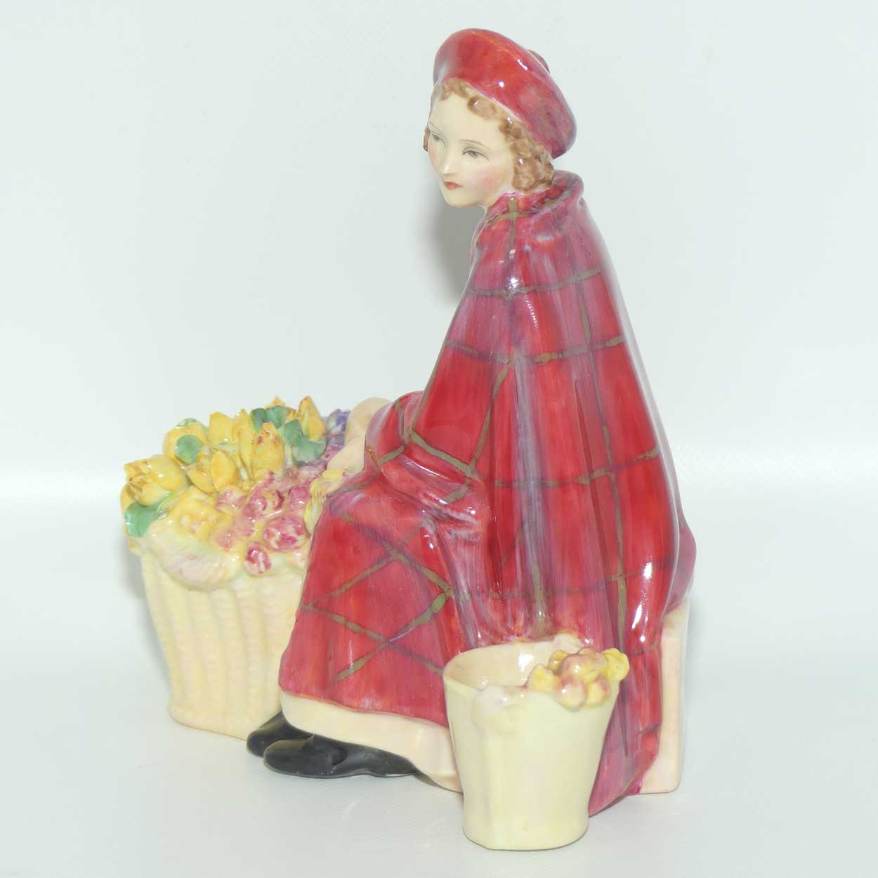 HN1626 Royal Doulton figure Bonnie Lassie