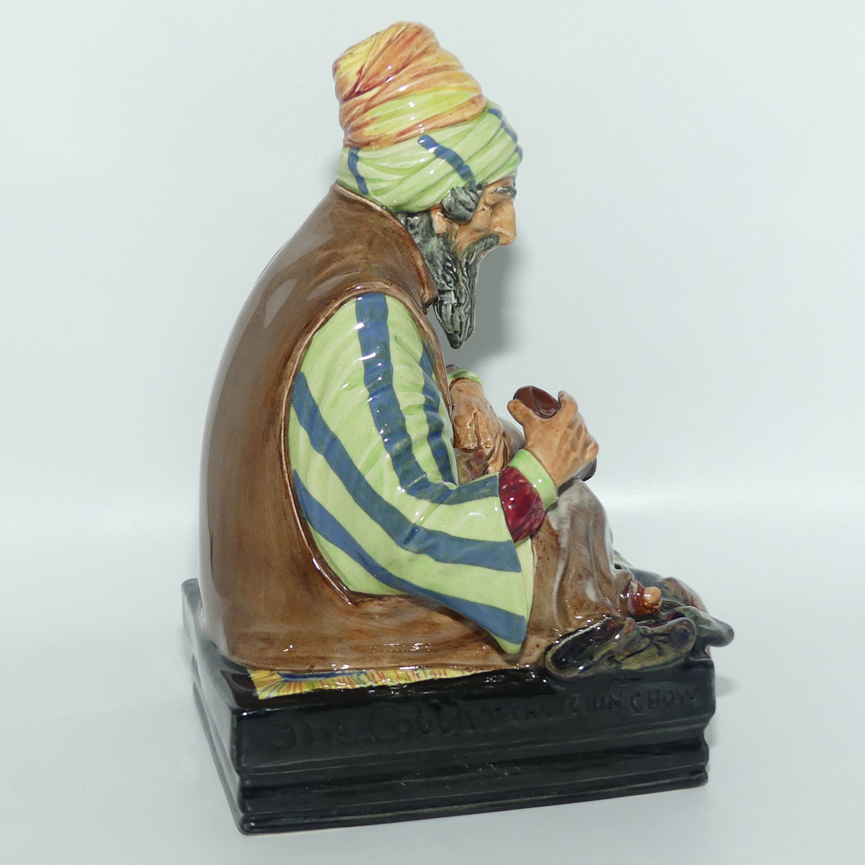 HN1706 Royal Doulton figure The Cobbler | Green and Brown