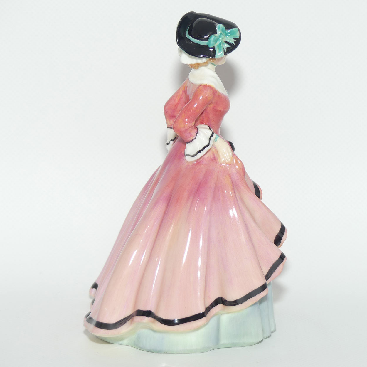 HN1918 Royal Doulton figure Sweet Suzy
