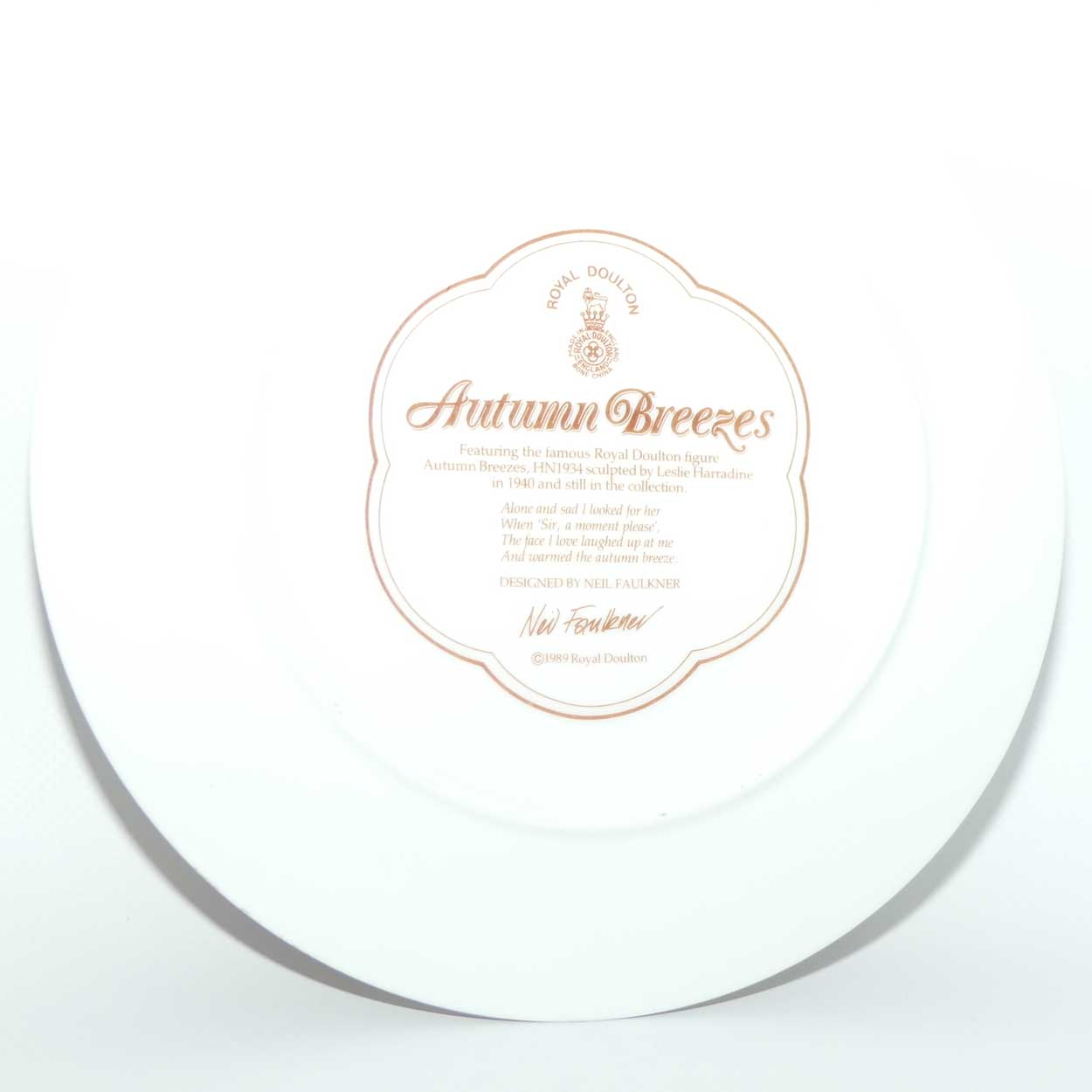 HN1934 Royal Doulton figure Autumn Breezes | Companion plate