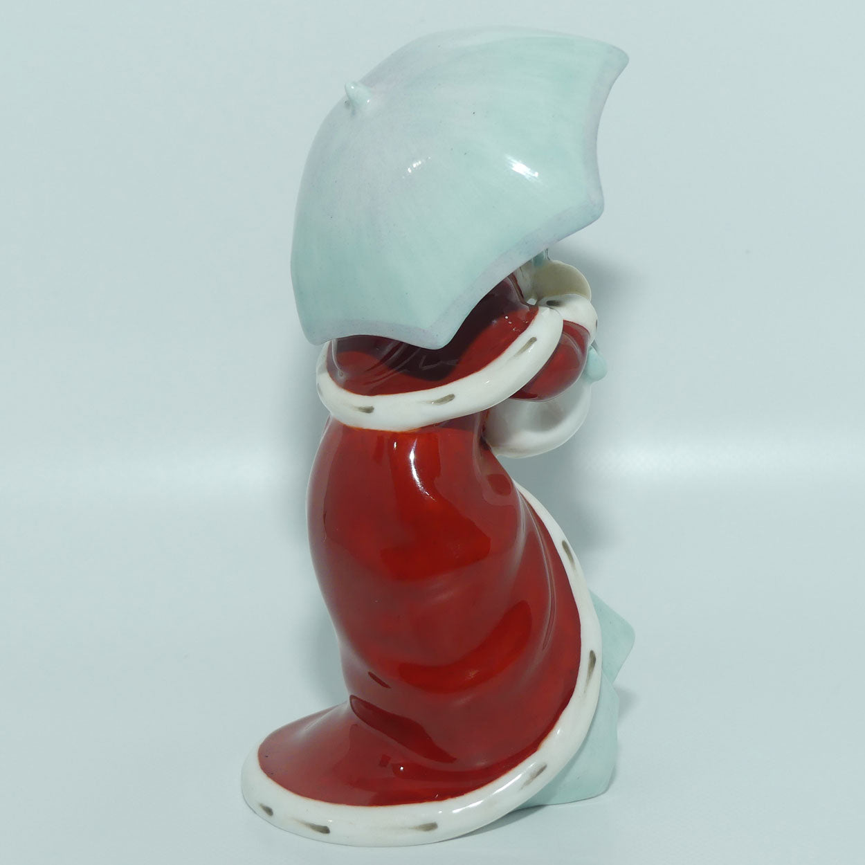 HN1936 Royal Doulton figurine Miss Muffet | Red