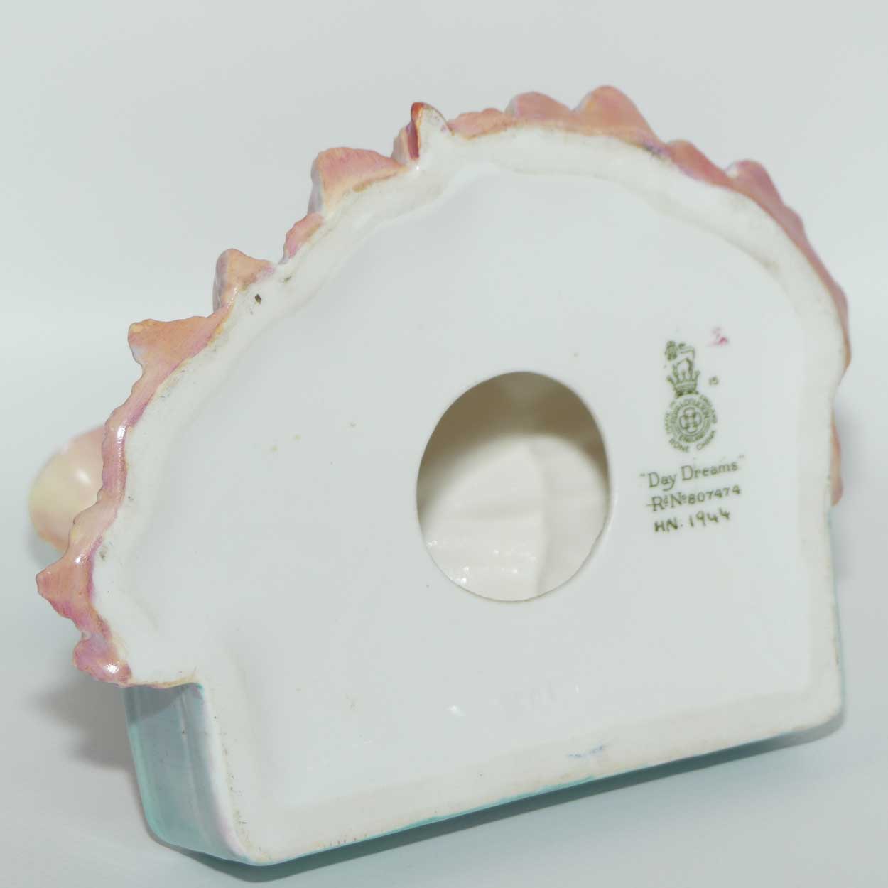 HN1944 Royal Doulton figure Daydreams | Red | #2 | rare colour version