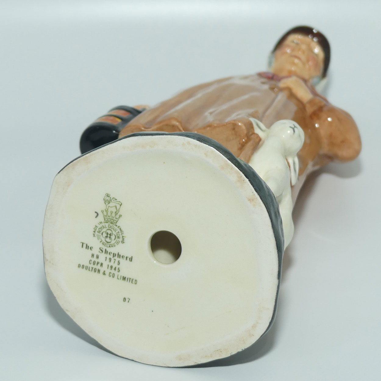 HN1975 Royal Doulton figure The Shepherd