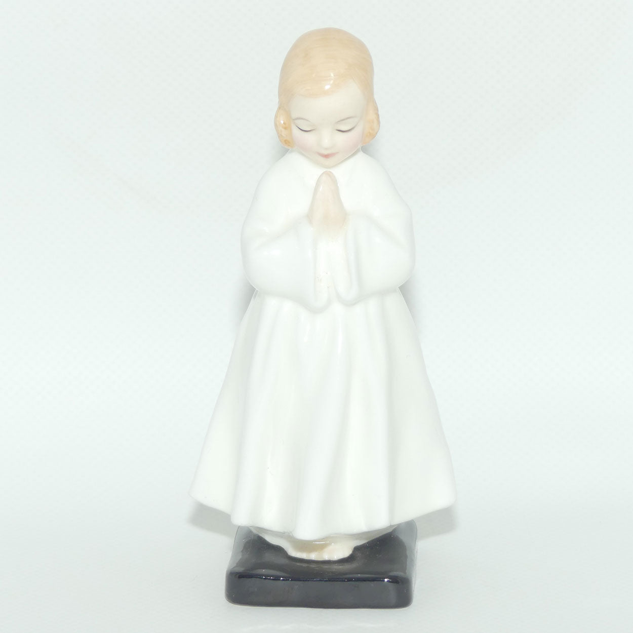 HN1978 Royal Doulton figure Bedtime | 1960's | Light Hair