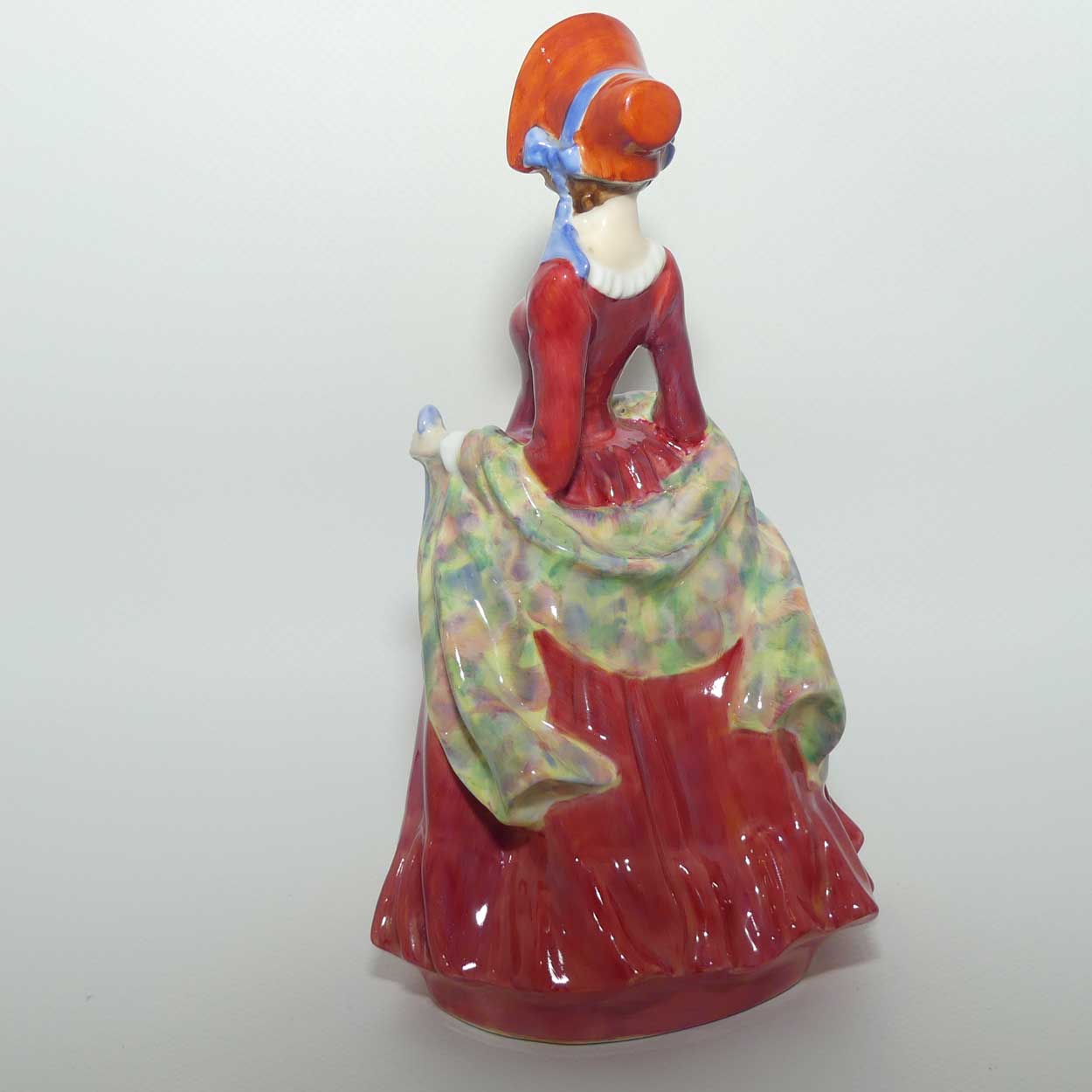 HN1982 Royal Doulton figure Sabbath Morn