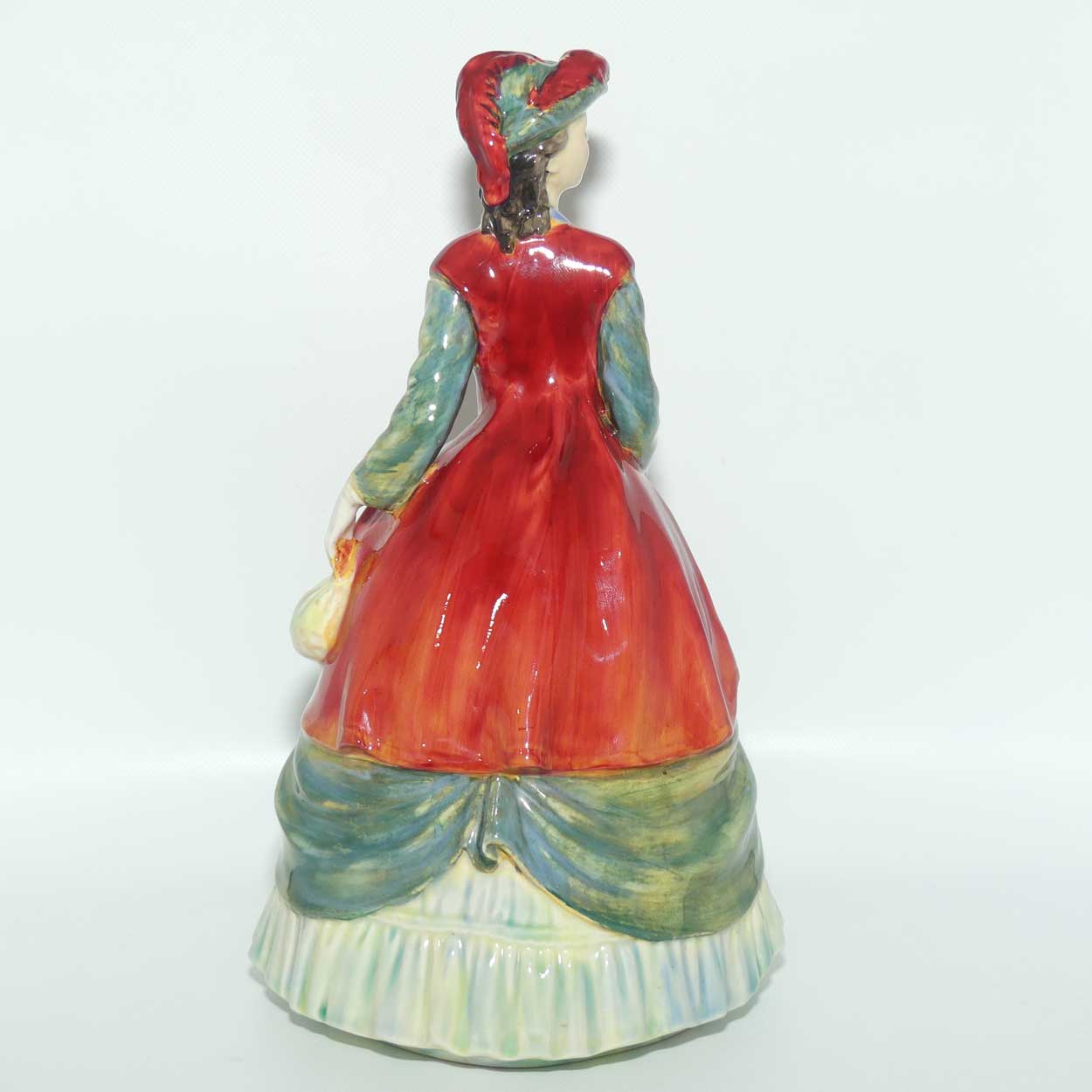 HN2010 Royal Doulton figure The Young Miss Nightingale
