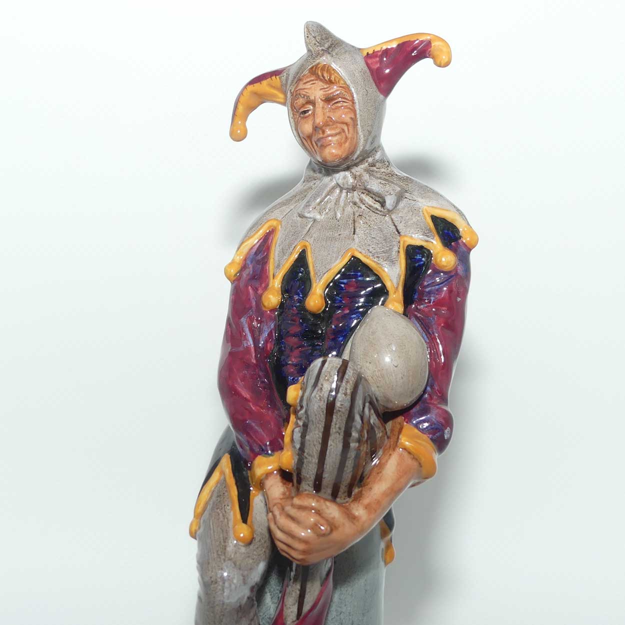 HN2016 Royal Doulton figure The Jester | 1970s era