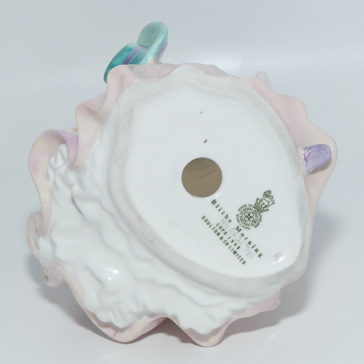 HN2021 Royal Doulton figurine Blithe Morning