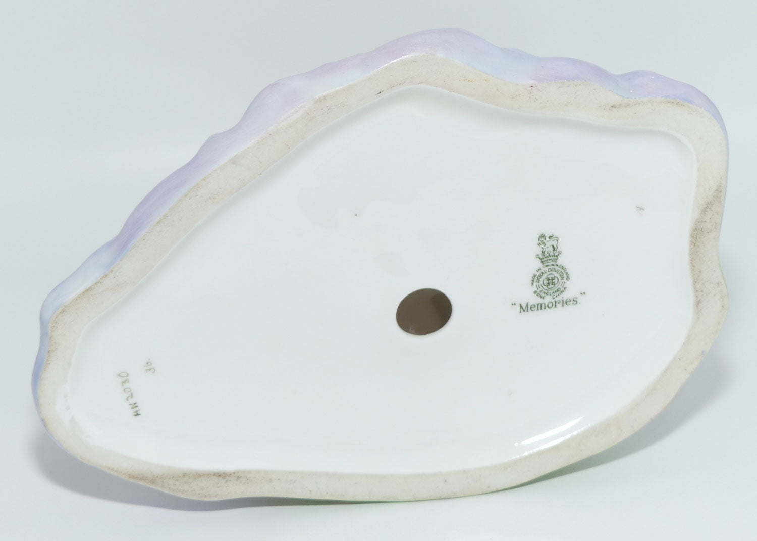 HN2030 Royal Doulton figure Memories | Pink