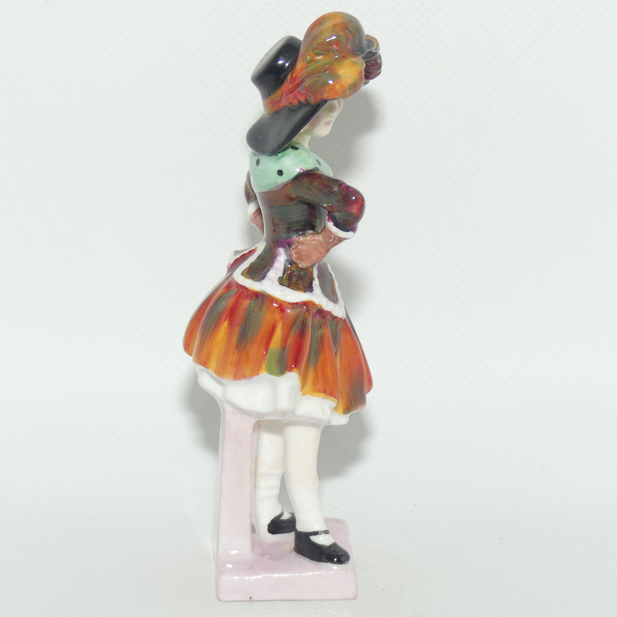 HN2036 Royal Doulton figure Pearly Girl | #1