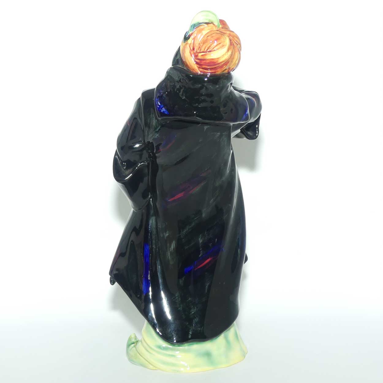 HN2105 Royal Doulton figure Bluebeard