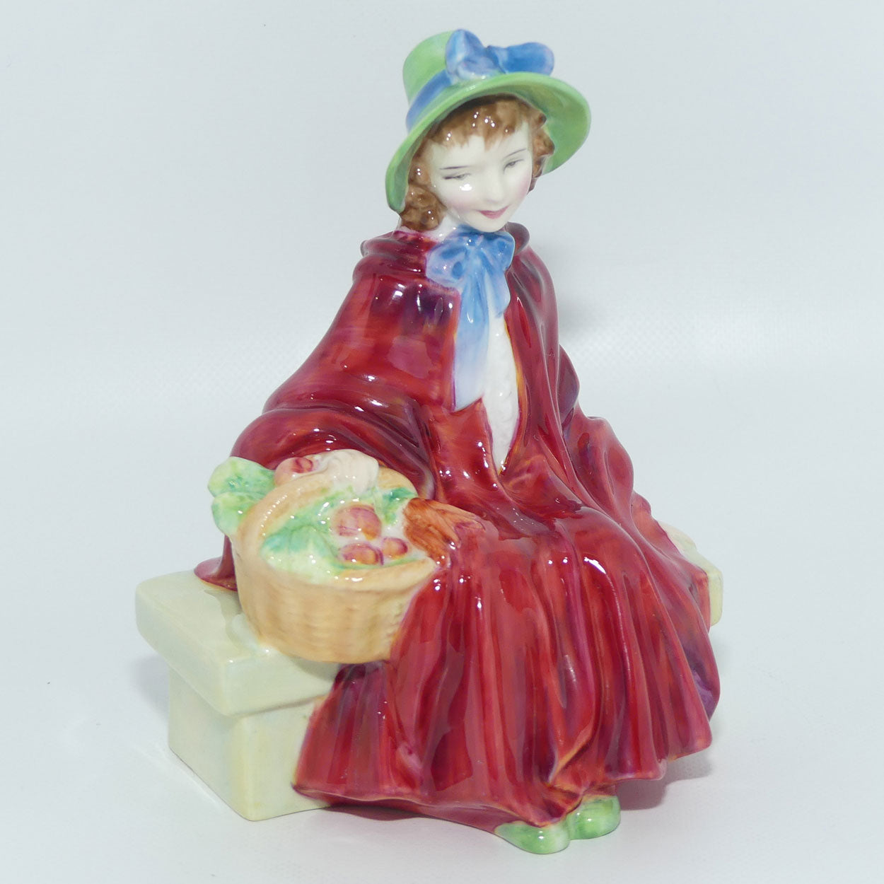 HN2106 Royal Doulton figure Linda | early version