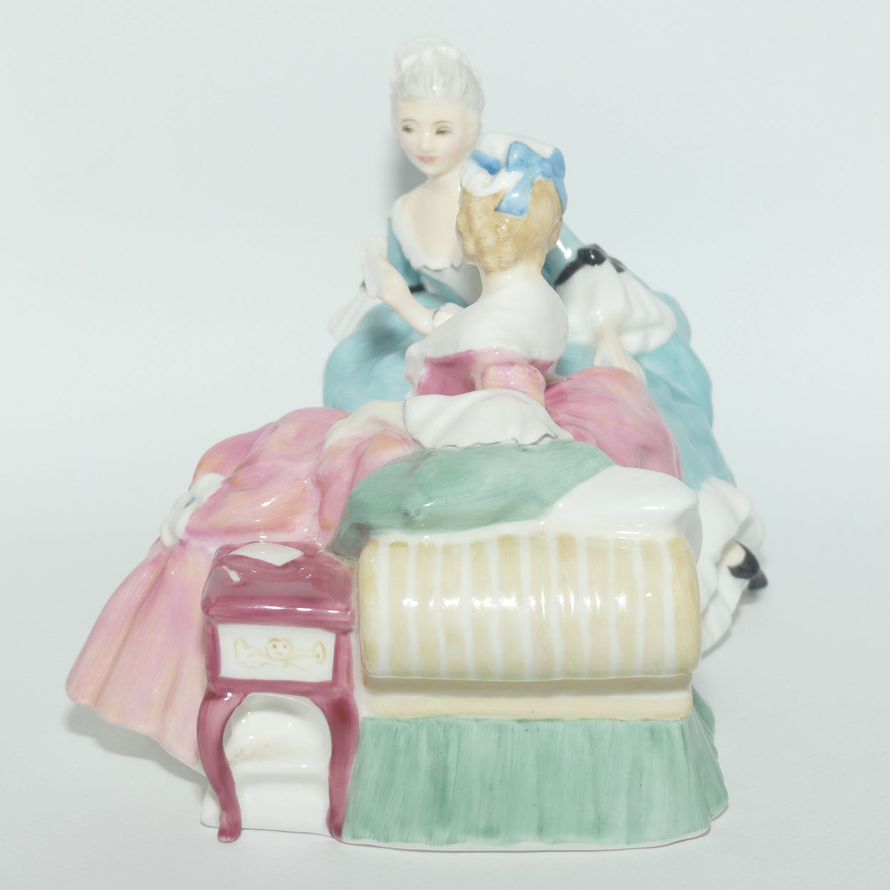 HN2149 Royal Doulton figure Love Letter