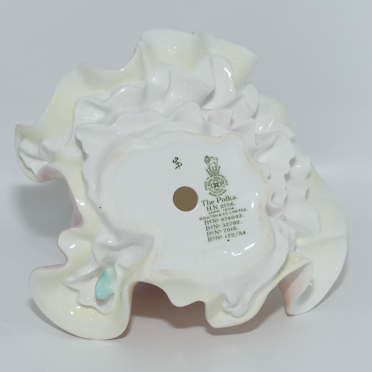 HN2156 Royal Doulton figurine The Polka | Peggy Davies