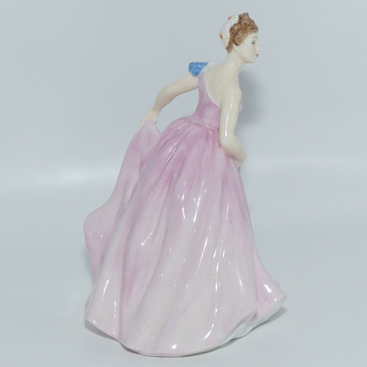 HN2170 Royal Doulton figurine Invitation | Pretty Ladies Figurines