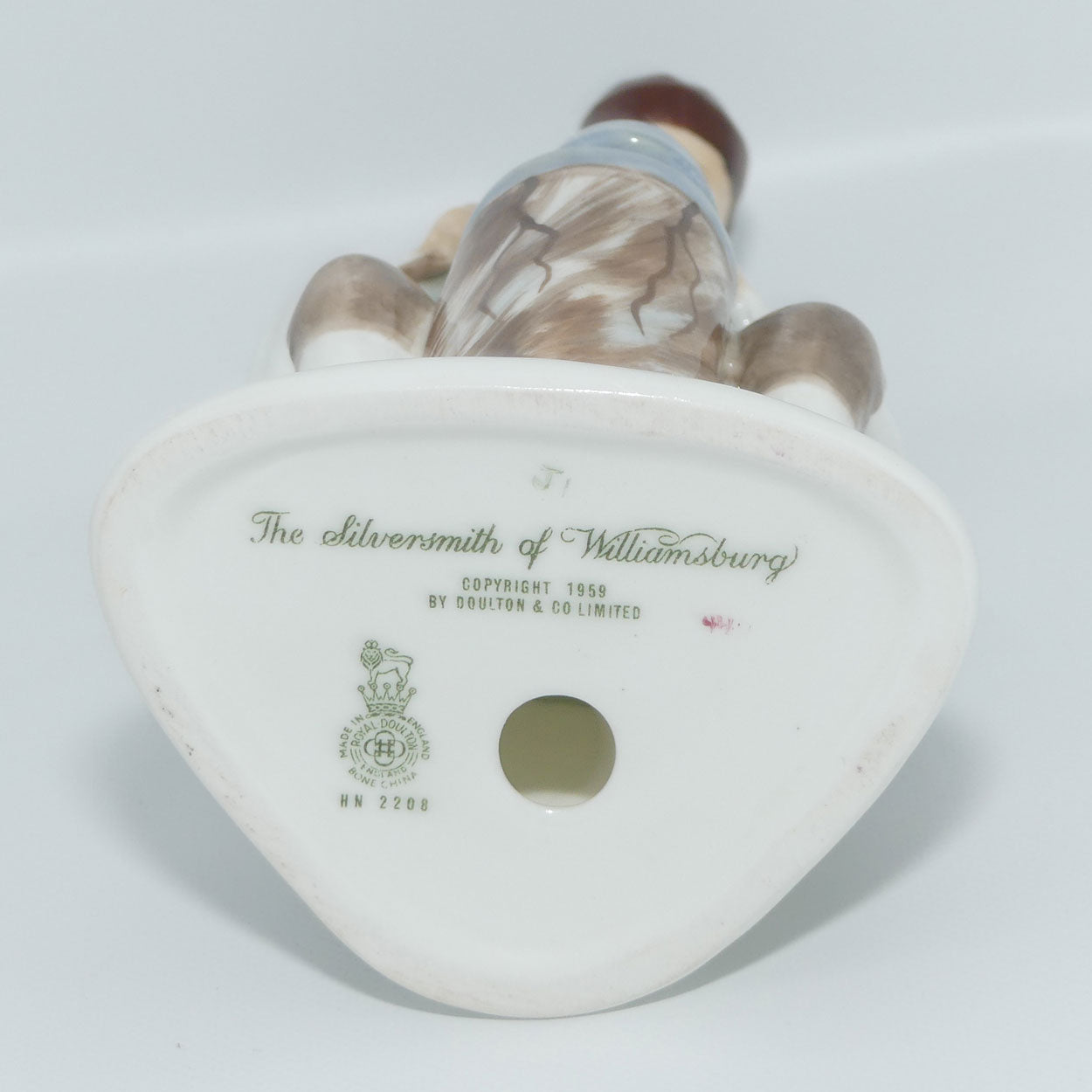 HN2208 Royal Doulton figurine Silversmith of Williamsburg