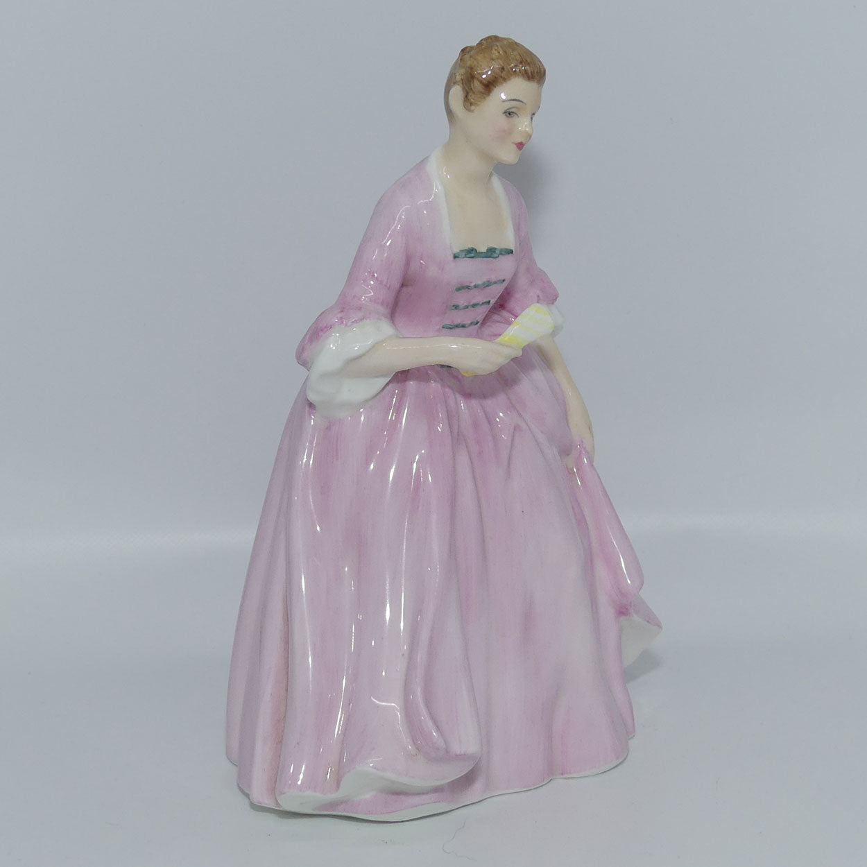 HN2209 Royal Doulton figure Hostess of Williamsburg