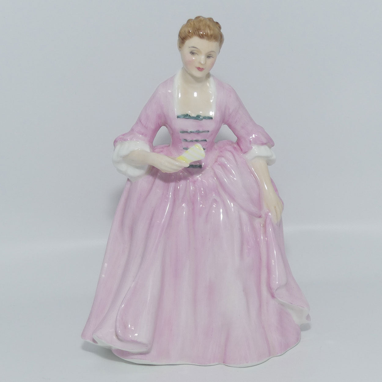 HN2209 Royal Doulton figure Hostess of Williamsburg