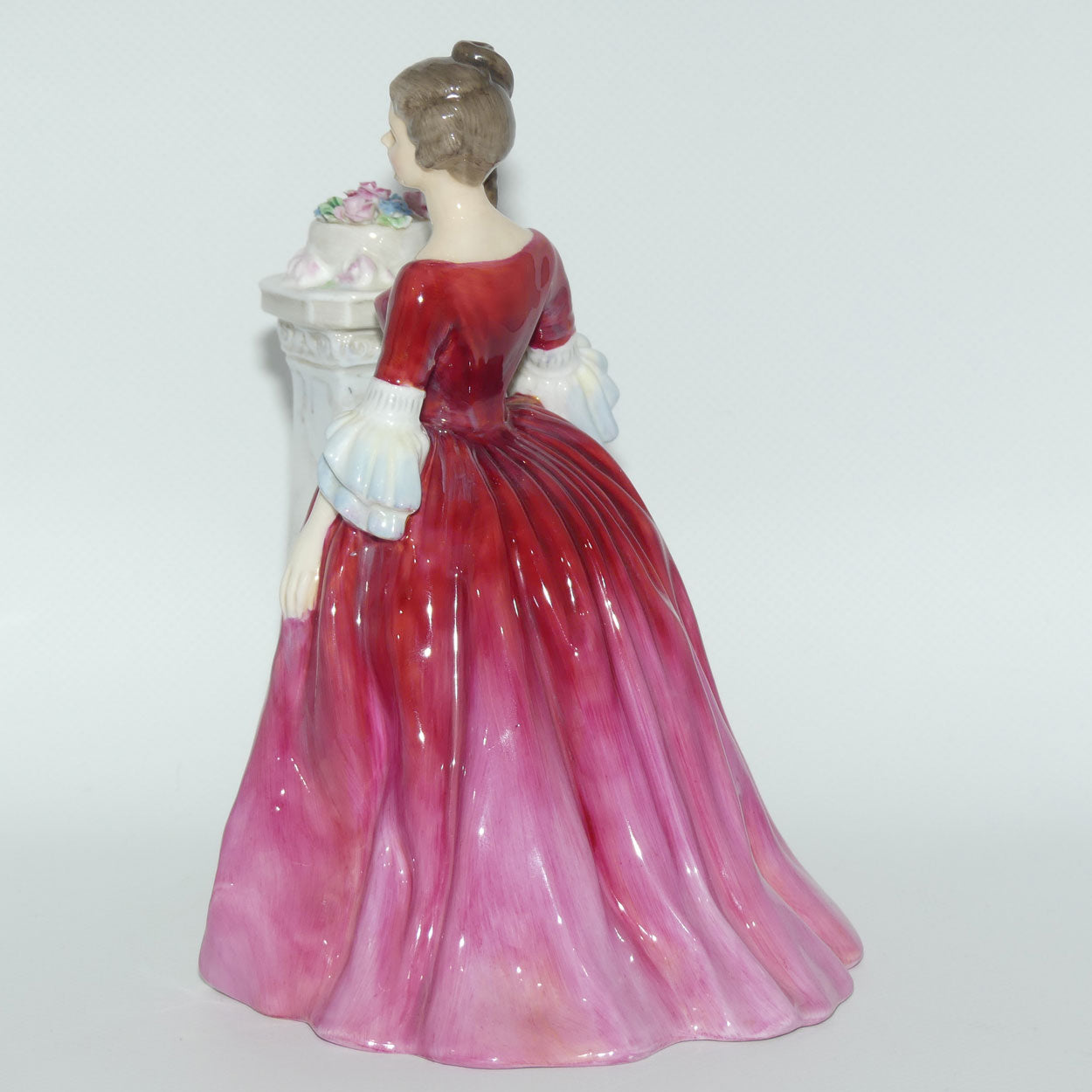 HN2212 Royal Doulton figure Rendezvous