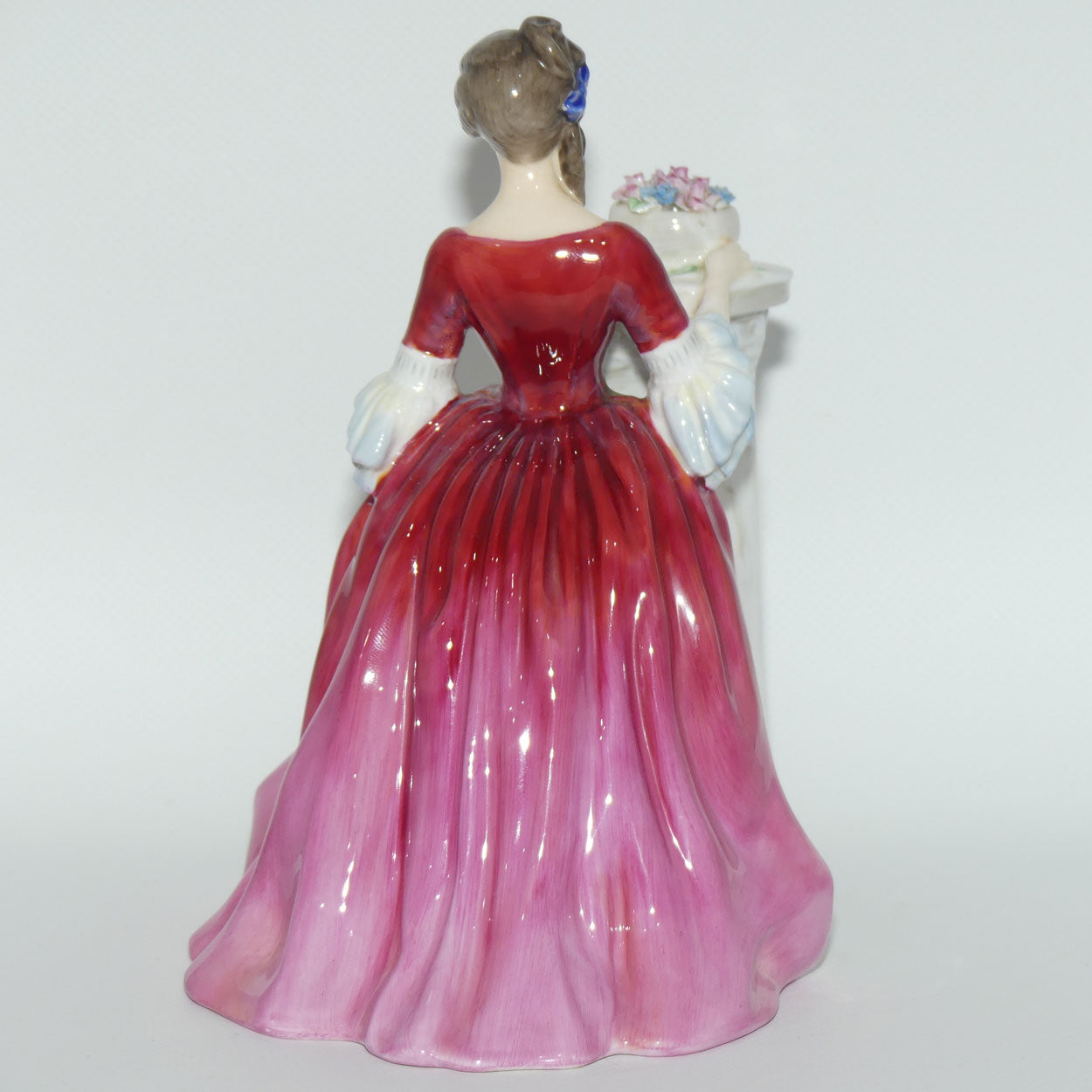 HN2212 Royal Doulton figure Rendezvous