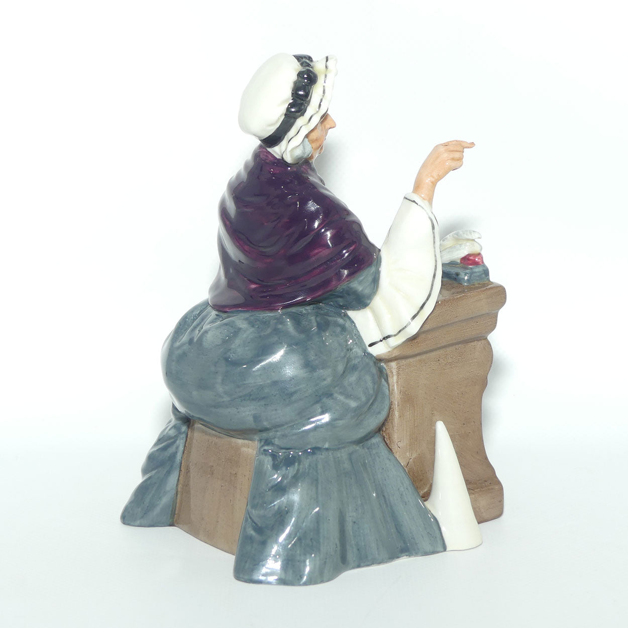 HN2223 Royal Doulton figure Schoolmarm | early version