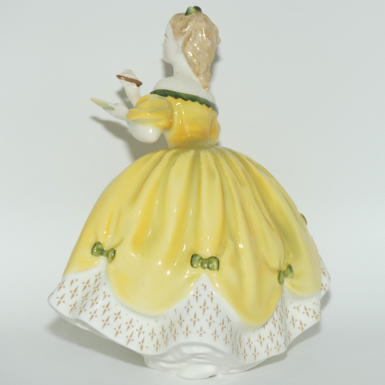 HN2315 Royal Doulton figure The Last Waltz