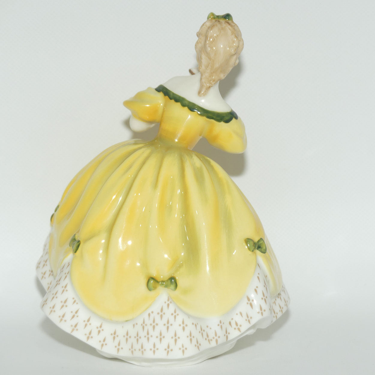 HN2315 Royal Doulton figure The Last Waltz