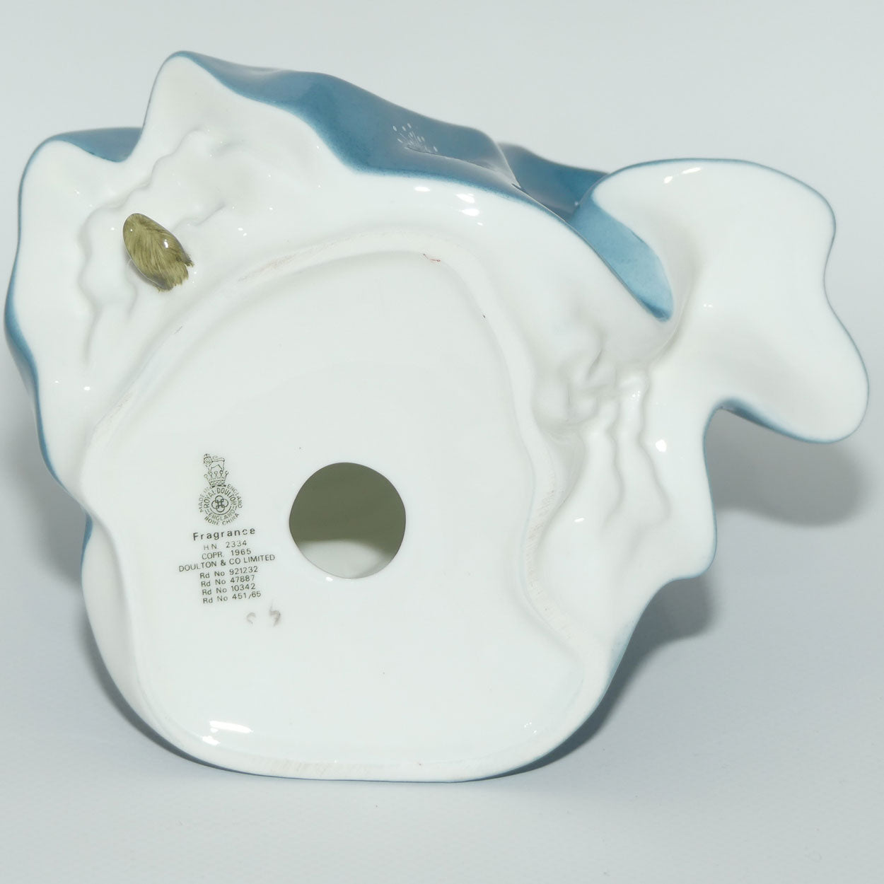 HN2334 Royal Doulton figure Fragrance | Blue