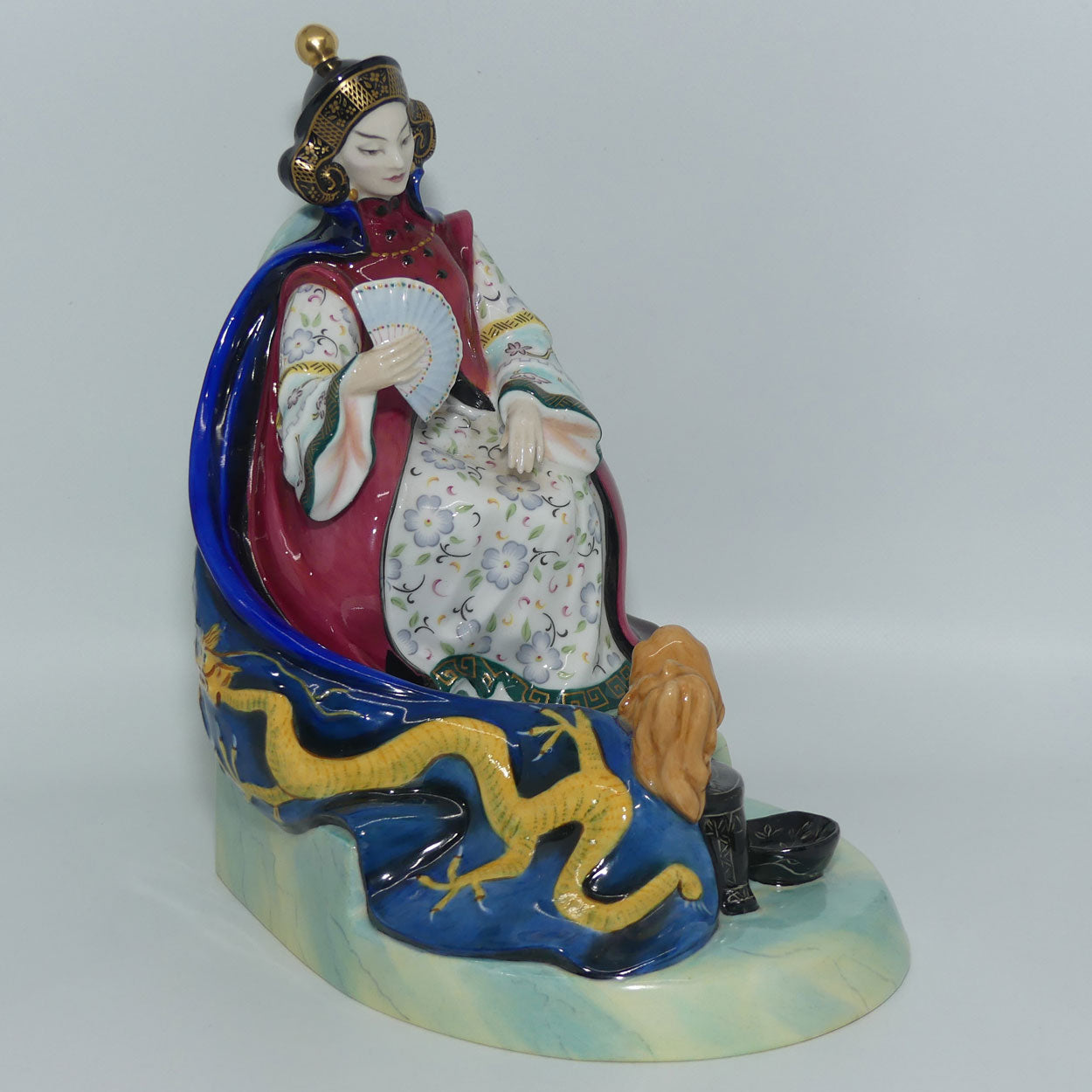 HN2391 Royal Doulton figure T'zu-hsi, Empress Dowager | Les Femmes Fatales