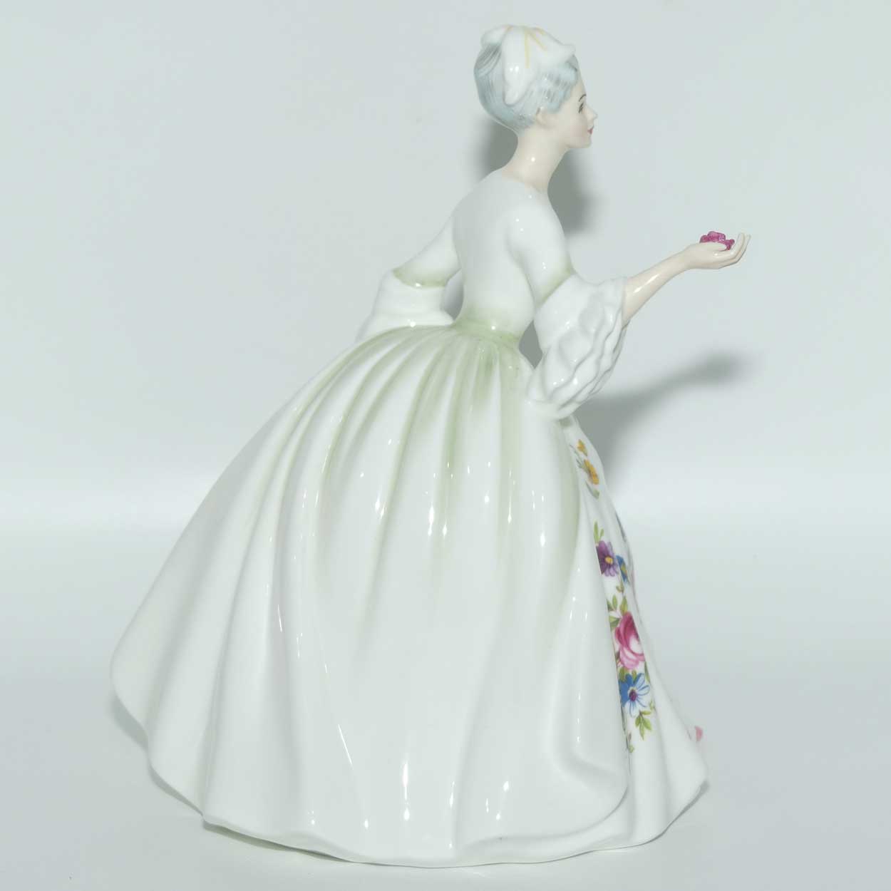 HN2468 Royal Doulton figure Diana | Floral