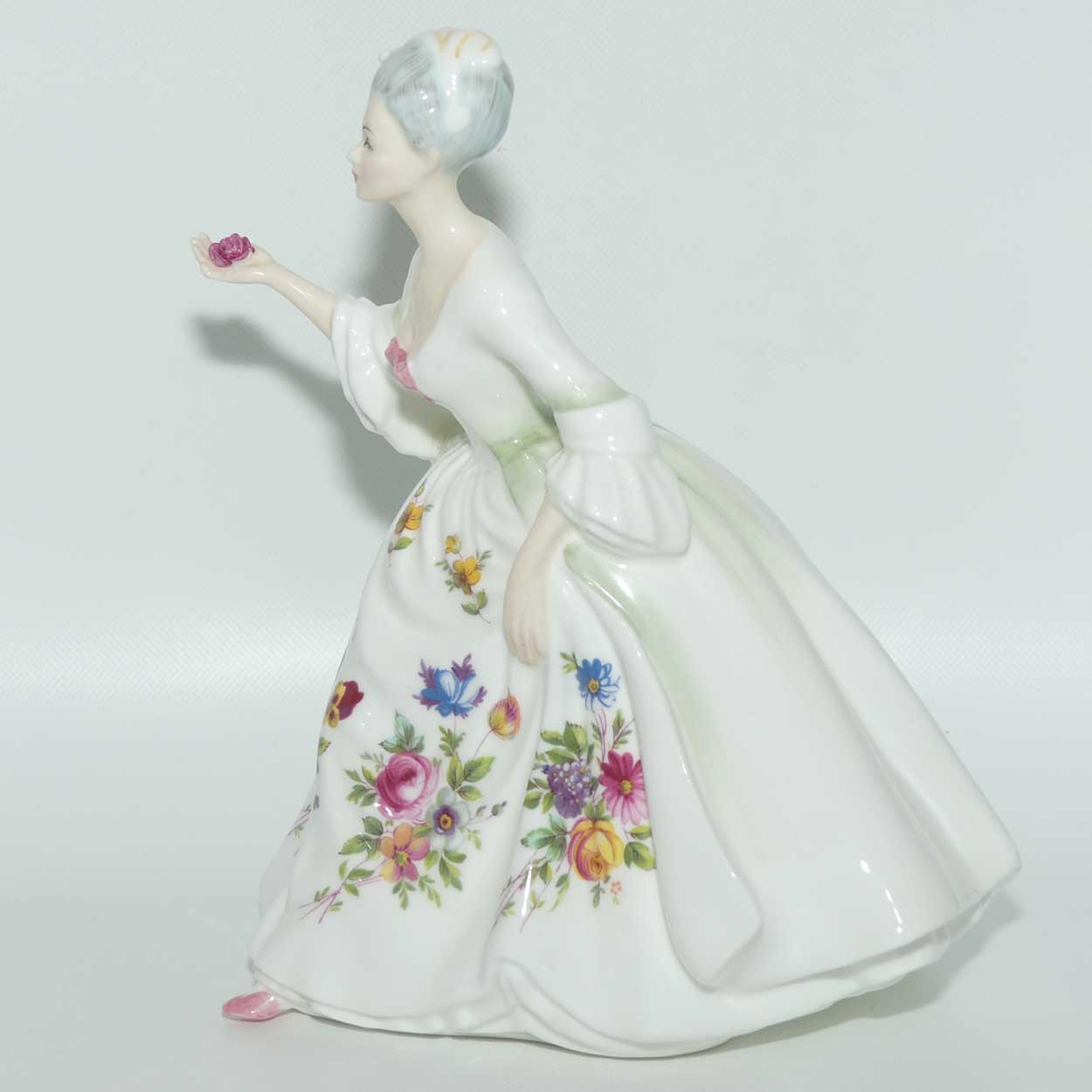 HN2468 Royal Doulton figure Diana | Floral
