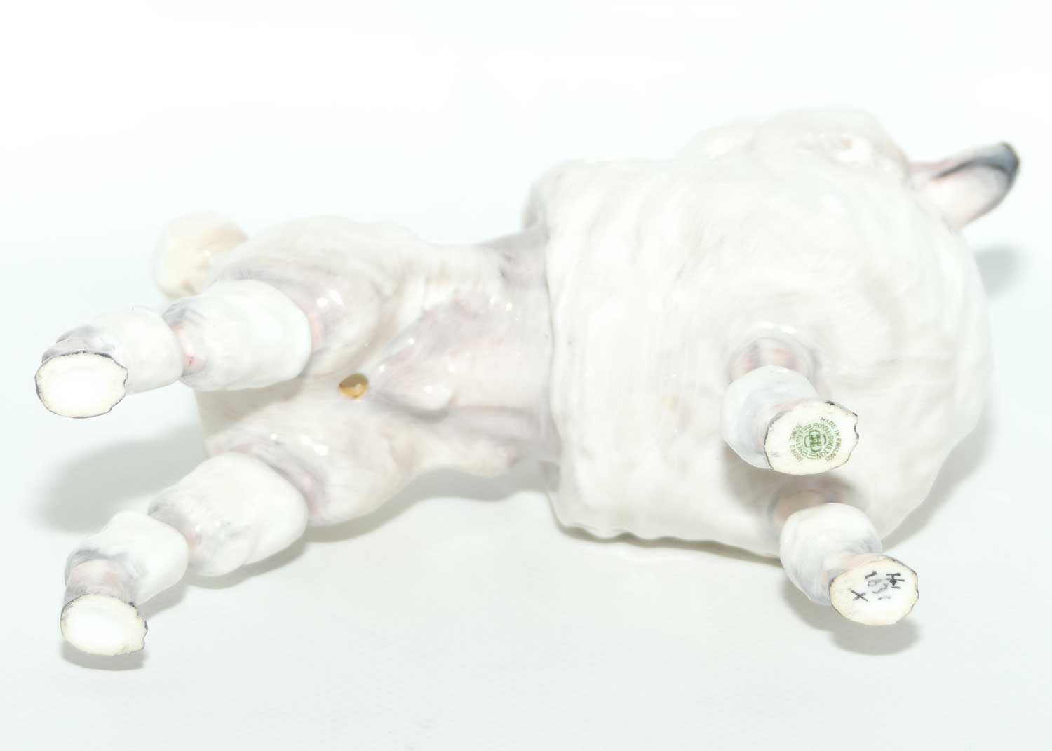 HN2631 Royal Doulton French Poodle | Medium