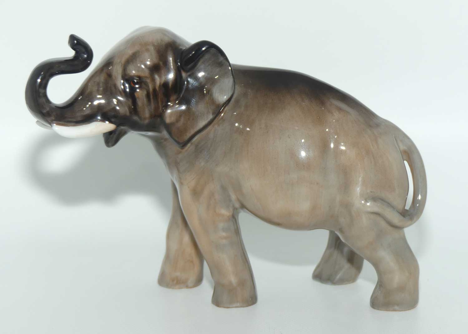 HN2644 Royal Doulton Elephant Trunk in Salute (Grey)
