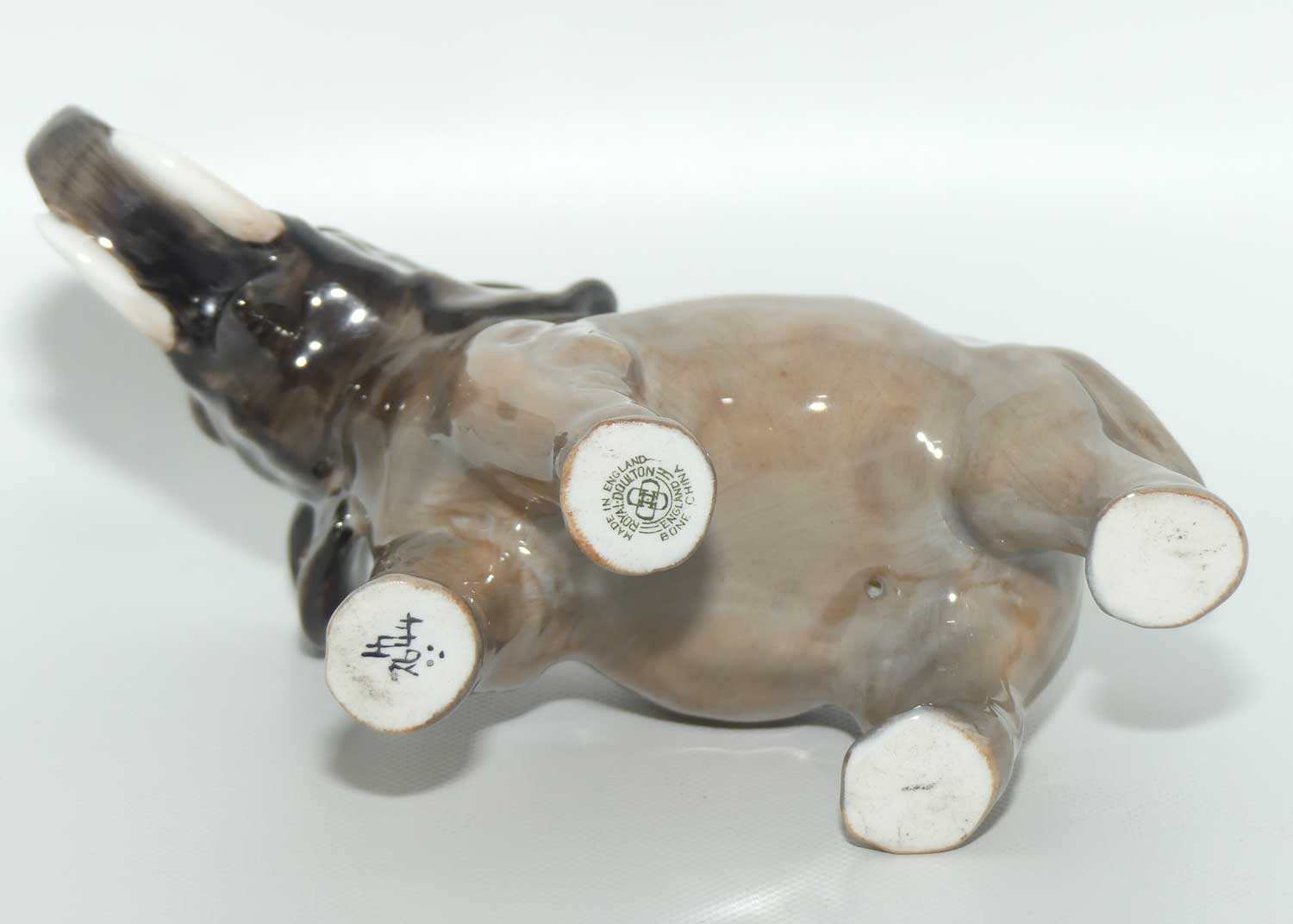 HN2644 Royal Doulton Elephant Trunk in Salute (Grey)