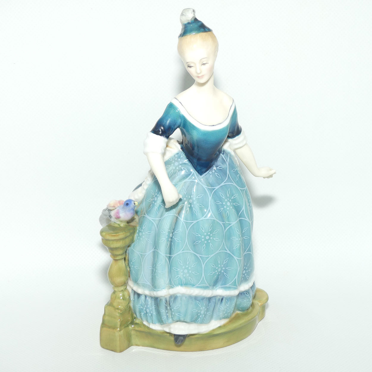 HN2724 Royal Doulton figure Clarinda