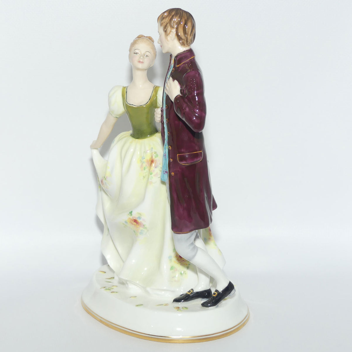 HN2735 Royal Doulton figure Young Love | #1