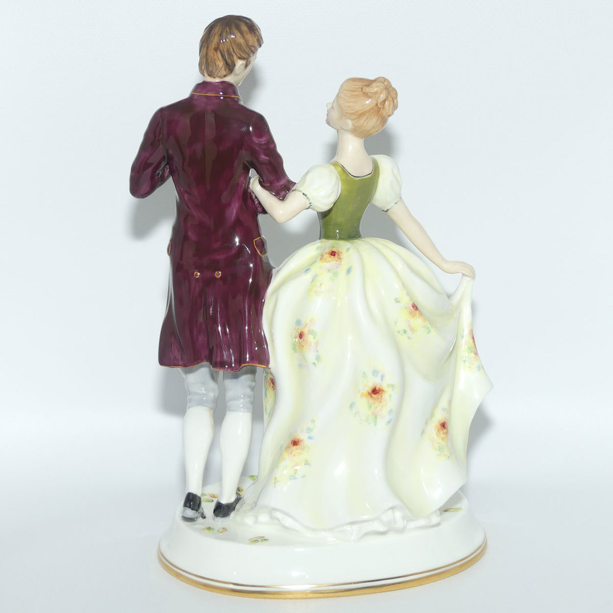 HN2735 Royal Doulton figure Young Love | #1