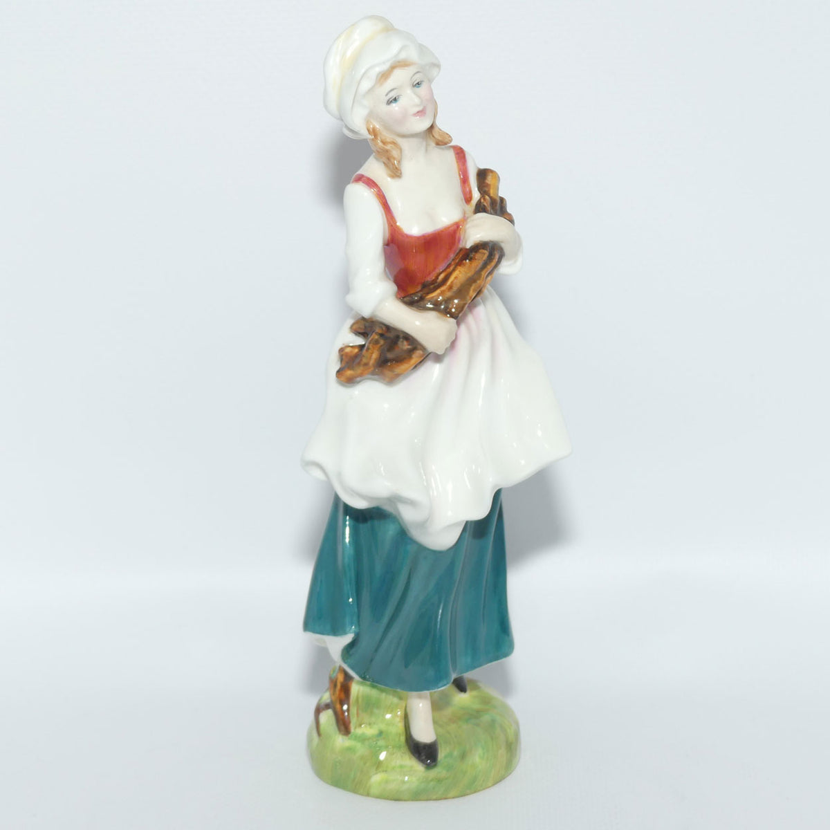 HN2749 Royal Doulton figure Lizzie