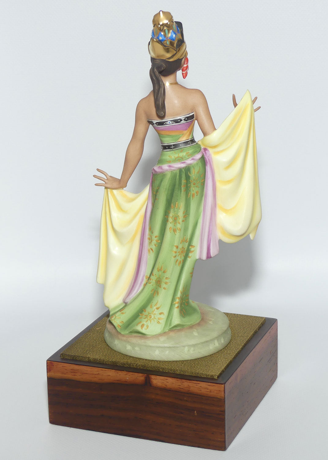 HN2808 Royal Doulton figure Balinese Dancer | LE 144 | Base + Cert
