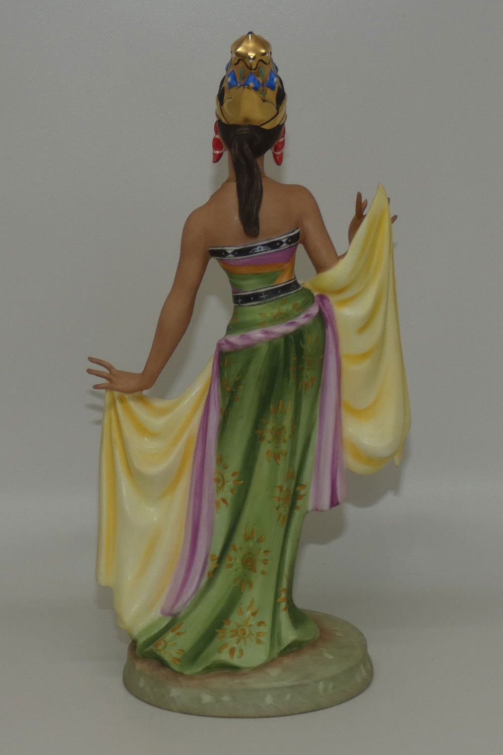 hn2808-royal-doulton-figure-balinese-dancer