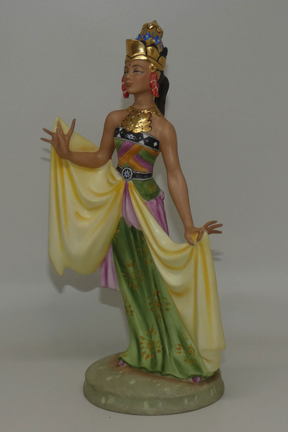 hn2808-royal-doulton-figure-balinese-dancer