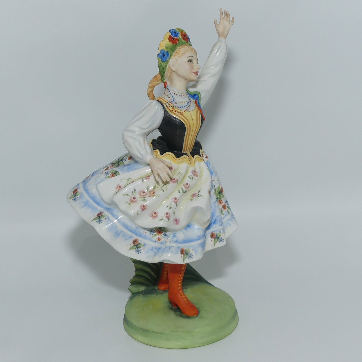HN2836 Royal Doulton figure Polish Dancer | LE522/750 | Box, Base + Cert
