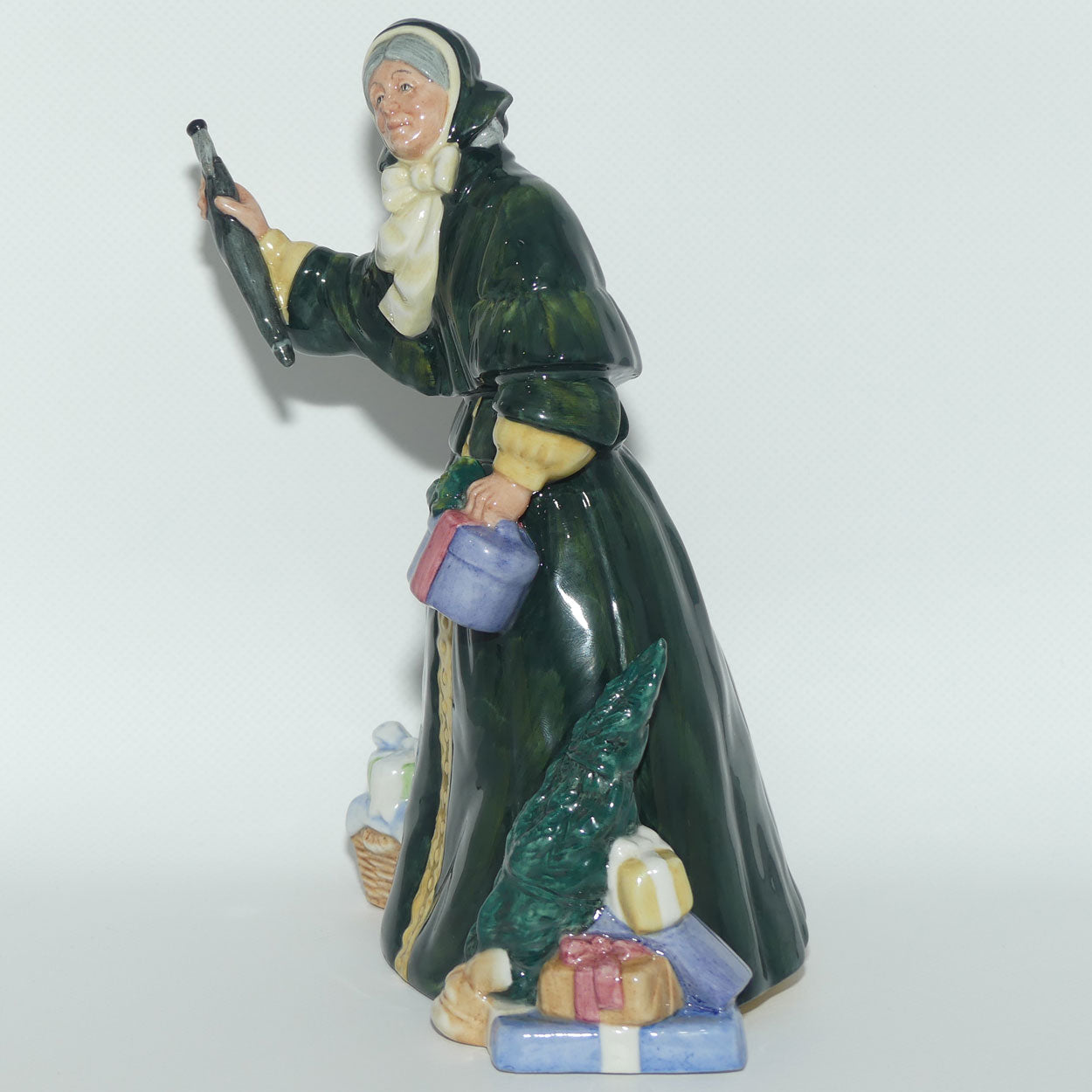HN2851 Royal Doulton figure Christmas Parcels #1
