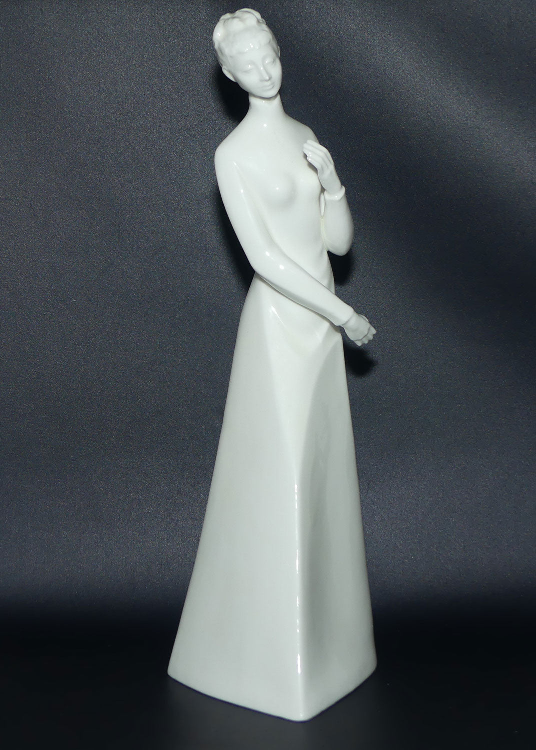 HN2876 Royal Doulton figure Sympathy | signed Michael Doulton