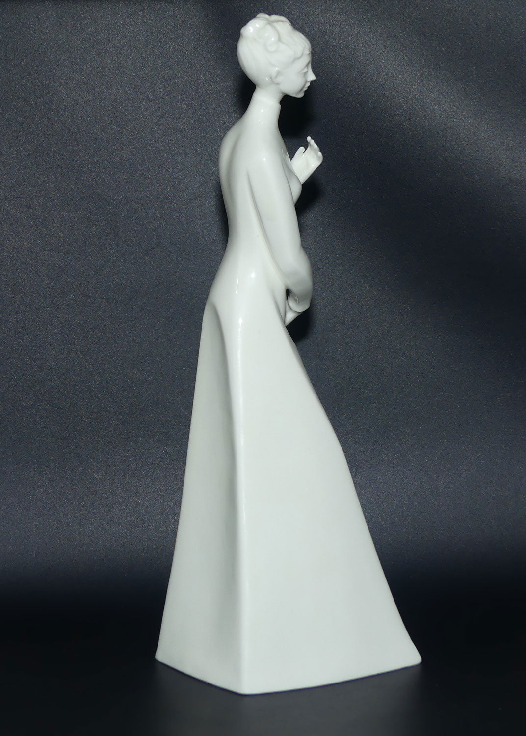 HN2876 Royal Doulton figure Sympathy | signed Michael Doulton
