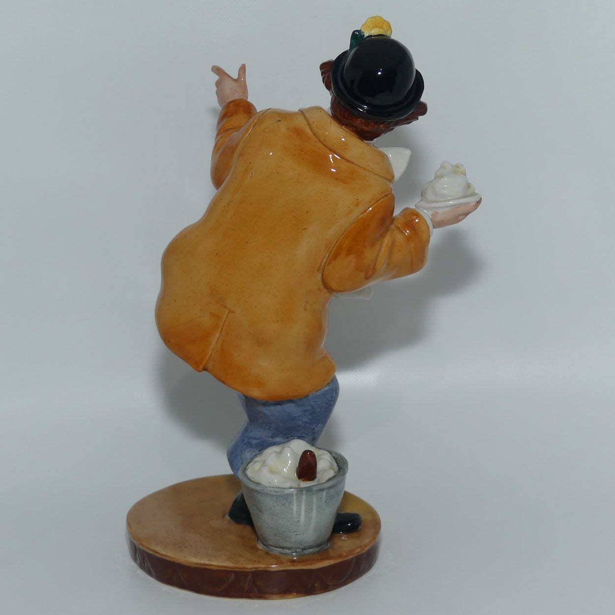 HN2890 Royal Doulton figure The Clown