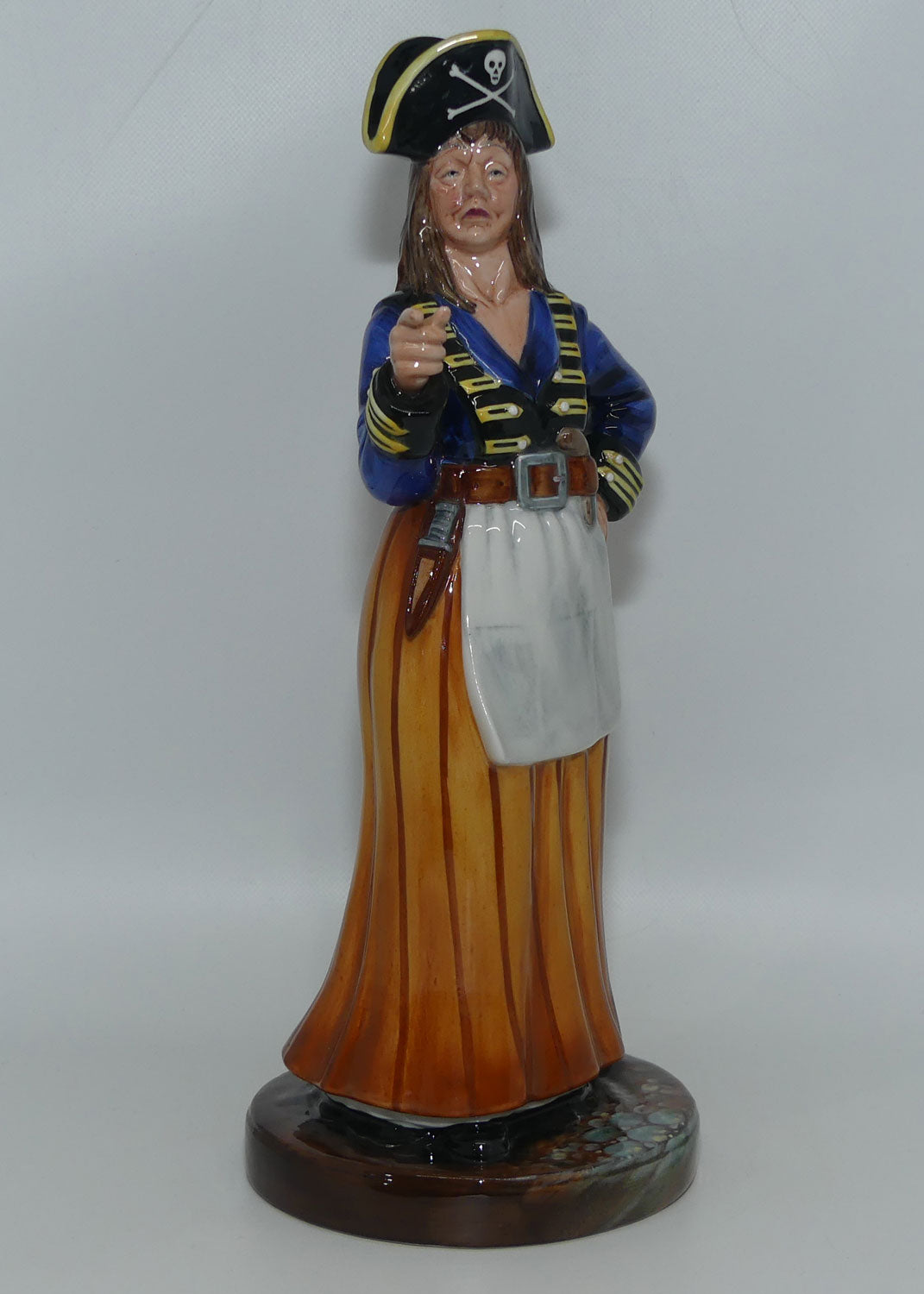 HN2900 Royal Doulton figure | Gilbert and Sullivan | Ruth the Pirate Maid